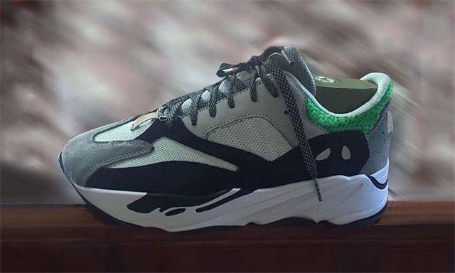 YEEZY Wave Runner 700 新配色曝光