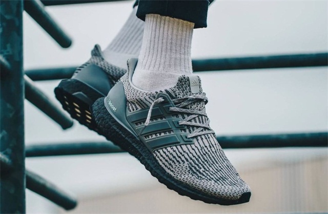 adidas UltraBOOST 3.0 推出全灰配色設(shè)計「Triple Grey」，秋季應(yīng)景配色！