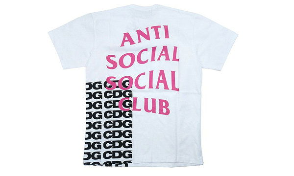 COMME des GAR?ONS x ASSC 2018 聯(lián)名T恤釋出，更有節(jié)日限定版~