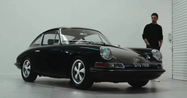 保時(shí)捷911S.jpg