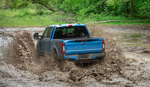 福特推出全新 SUPER DUTY TREMOR EDITION 運(yùn)動(dòng)重型皮卡車