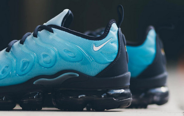 Nike VaporMax Plus 全新冰藍(lán)配色鞋即將發(fā)售.jpg