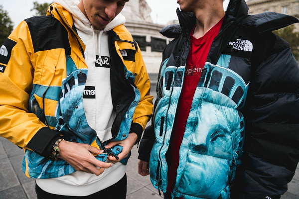 TNF x Supreme聯(lián)名.jpg