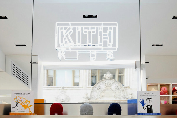 KITH KIDS 紐約新店開(kāi)張，內(nèi)部裝飾童趣盎然