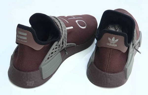 菲董聯(lián)名 NMD Hu 鞋款全新紅棕配色釋出，韓國主題？